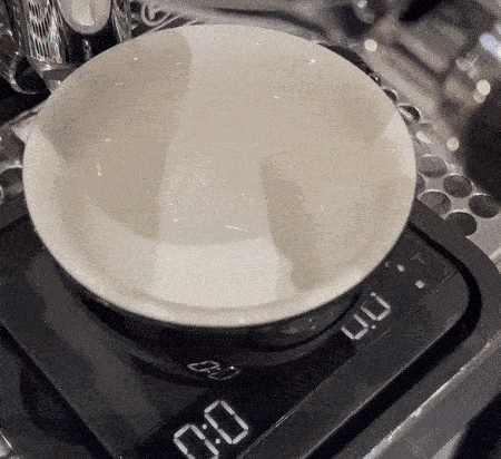 ezgif.com-optimize - LG's coffee